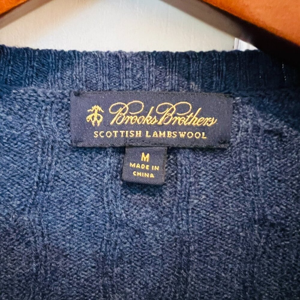Vintage Brooks Brothers Scottish Lambswool Cable Knit Sweater Size Medium - Picture 8 of 16